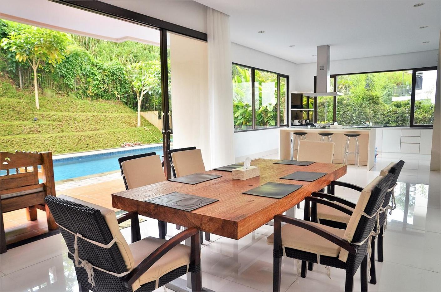 Oyama City View Villa 4 Bedrooms With A Private Swimming Pool Bandung Zewnętrze zdjęcie