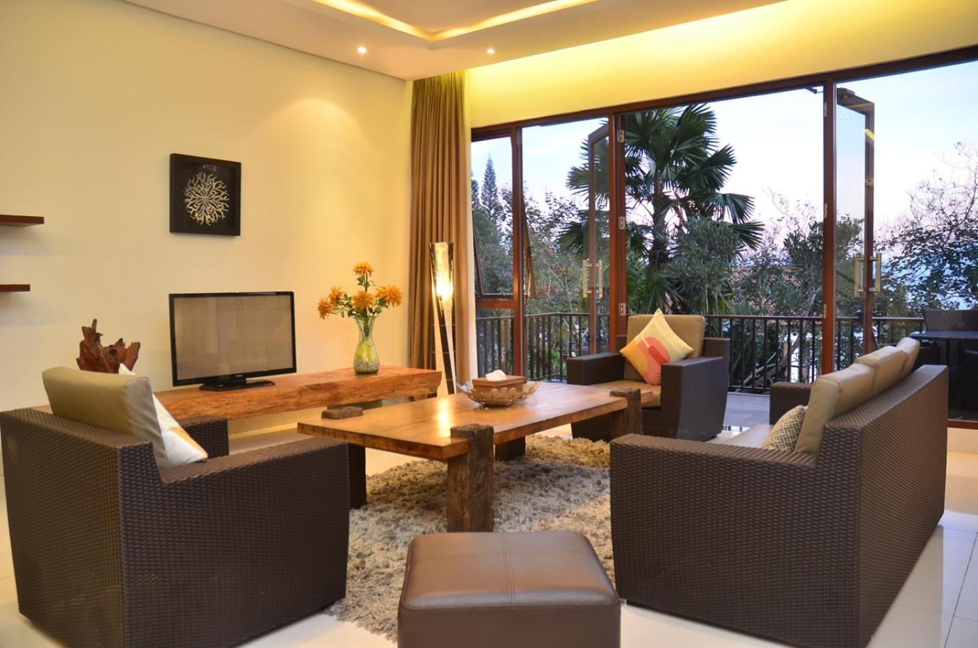 Oyama City View Villa 4 Bedrooms With A Private Swimming Pool Bandung Zewnętrze zdjęcie